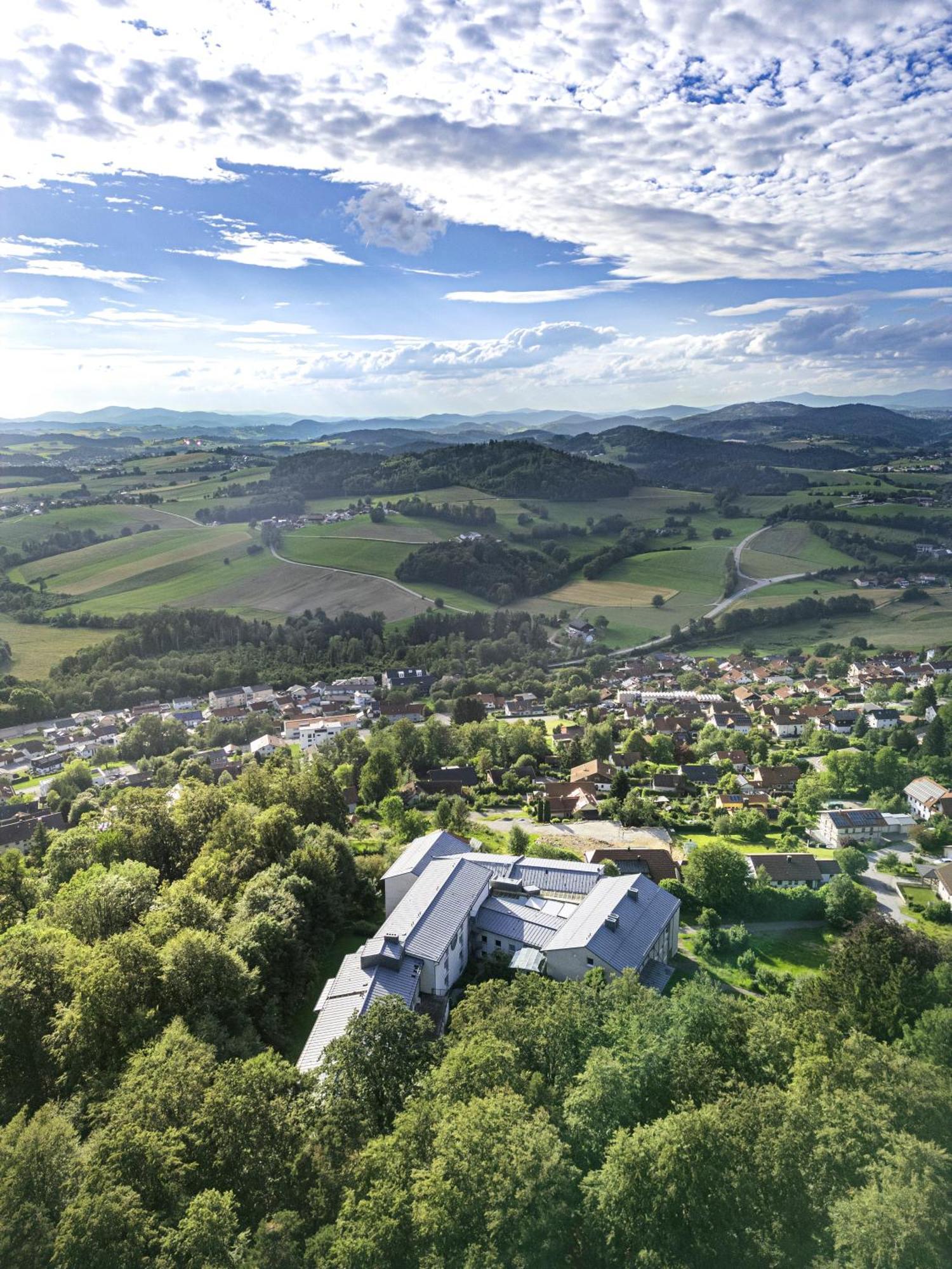 Roomingtons Karoli Waldkirchen Exterior photo