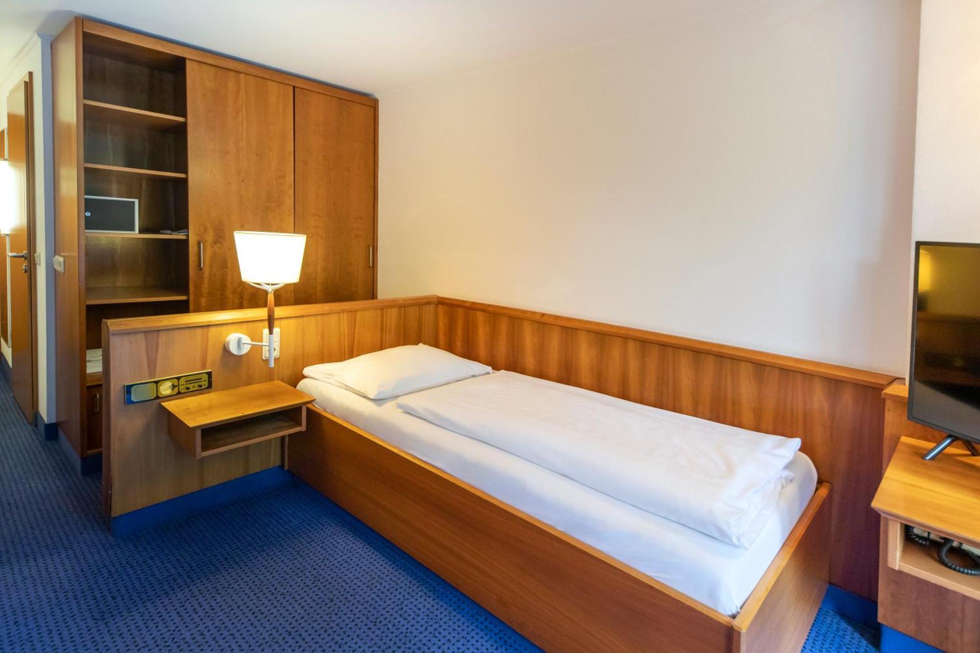 Roomingtons Karoli Waldkirchen Exterior photo